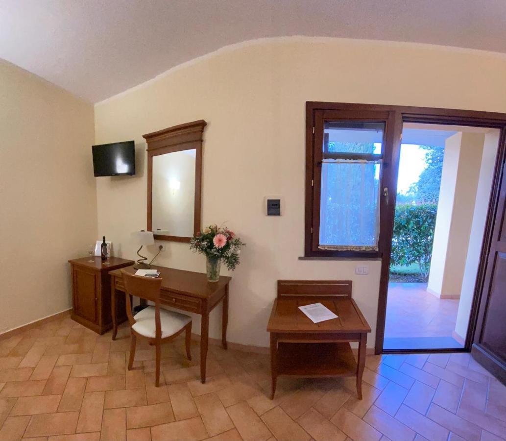 Hotel Ristorante Le Querciolaie Dei Ricci Fonteblanda Exteriör bild